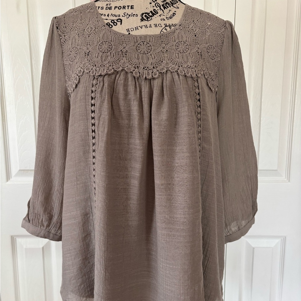 Chic Lace-Trimmed Blouse